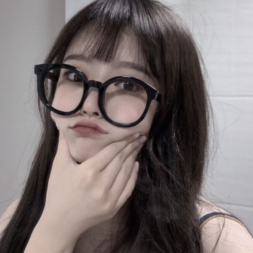 女生有这3种表现,显然是喜欢你,大猪蹄子快脱单吧