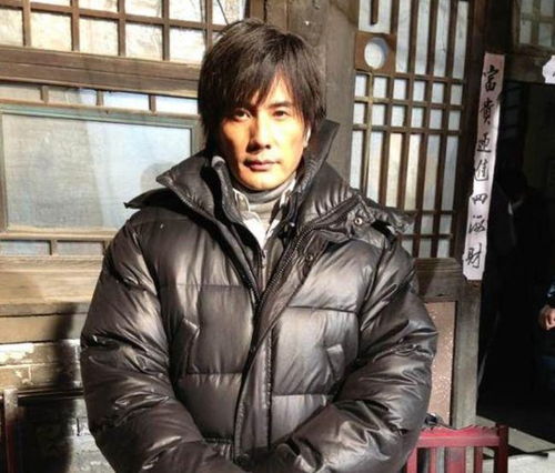 悲痛包小柏12月25日发文痛失爱女,长相清纯靓丽,年仅22岁离世