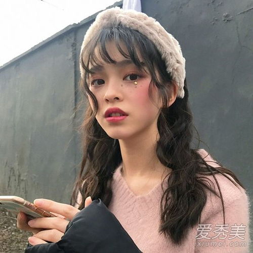 春天,女孩的发型从下往上看很好看哪一个是你的菜