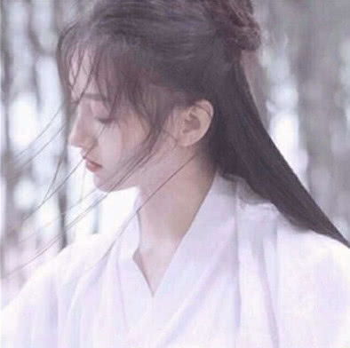 适合失恋后发的qq空间说说,句句扎心,看完忍不住流泪