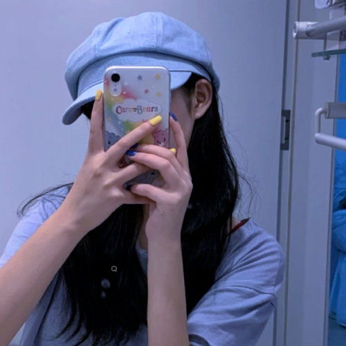 有没有不露脸不露腿的女生头像