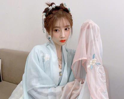 女星仙气满满的古装造型鞠婧祎赵丽颖精致唯美,冯提莫太惊艳