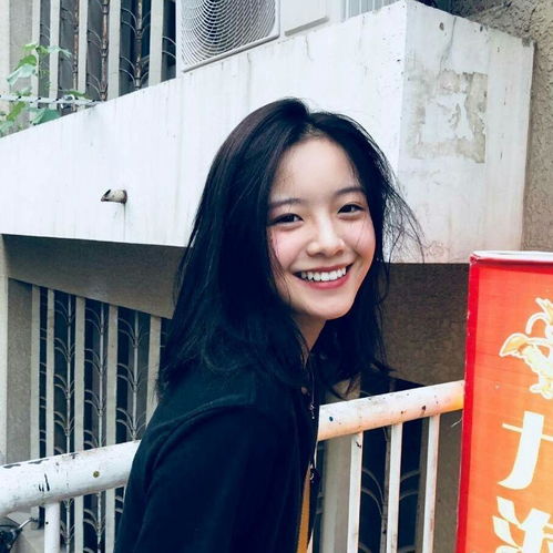 十分好看的女生头像14岁真人李佳