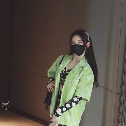 火箭少女101暗黑新娘装上热搜了到底是怎么回事