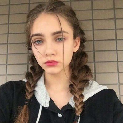 头像又拽又酷的欧美女生头像