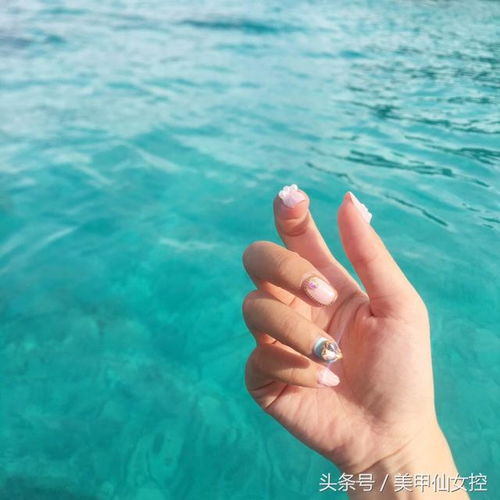 超好看的闺蜜美甲图片,一起做个美美的小仙女吧