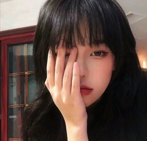 ins招桃花女生头像