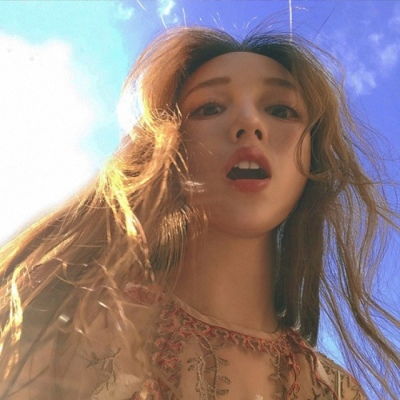 可爱真人女头像真实,痴情女红妆为谁断