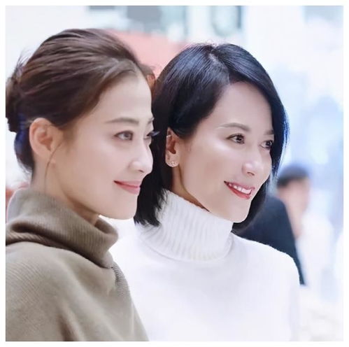 岁月不败美人半百女星俞飞鸿与梅婷合照,驻颜有术似20岁少女