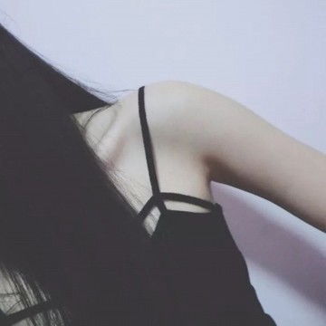 真实点的成熟美女头像