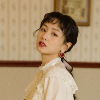 复古气质女头像文艺大全不负心中热爱