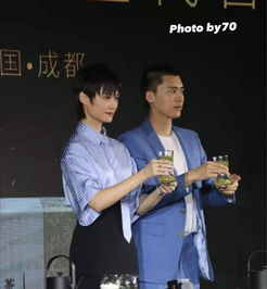 发布会李宇春身穿长短裙比朱迅更有女人味,李易峰寸头西装好帅气