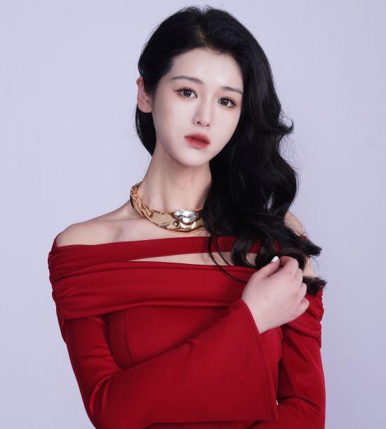 美女,应接不暇制作人谈游戏的创意与突破