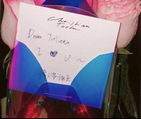蒋劲夫七夕节送女友浪漫花束,还手写卡片表达爱意