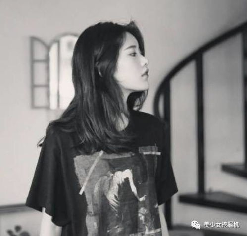 这个复古风网红被说是林允翻版,然而侧脸却甩了林允108条街
