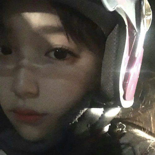 女生头像不开心文案