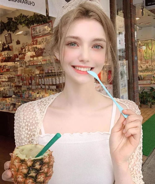 德韩美女模特身材火辣,真人酷似芭比娃娃
