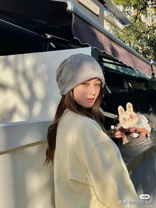 长相甜美的青春美少女