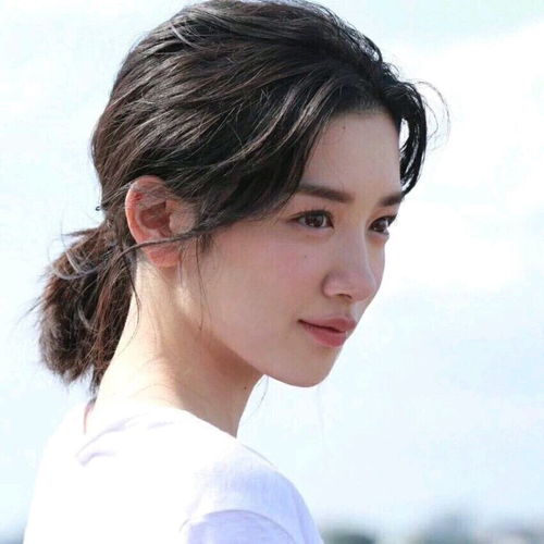 终是惊鸿难抵梦重重可爱阳光qq女生头像