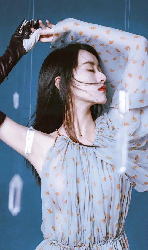 顶级甜美女神袁冰妍,静娴温婉的气质柔情似水的美丽