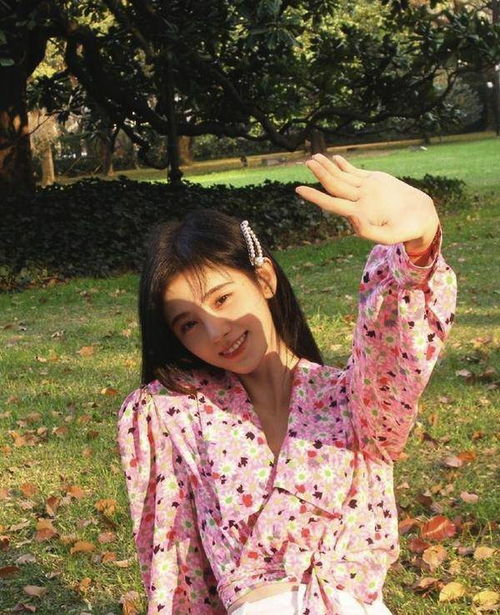 小个子女生请照鞠婧祎这么穿春季穿搭的教科书