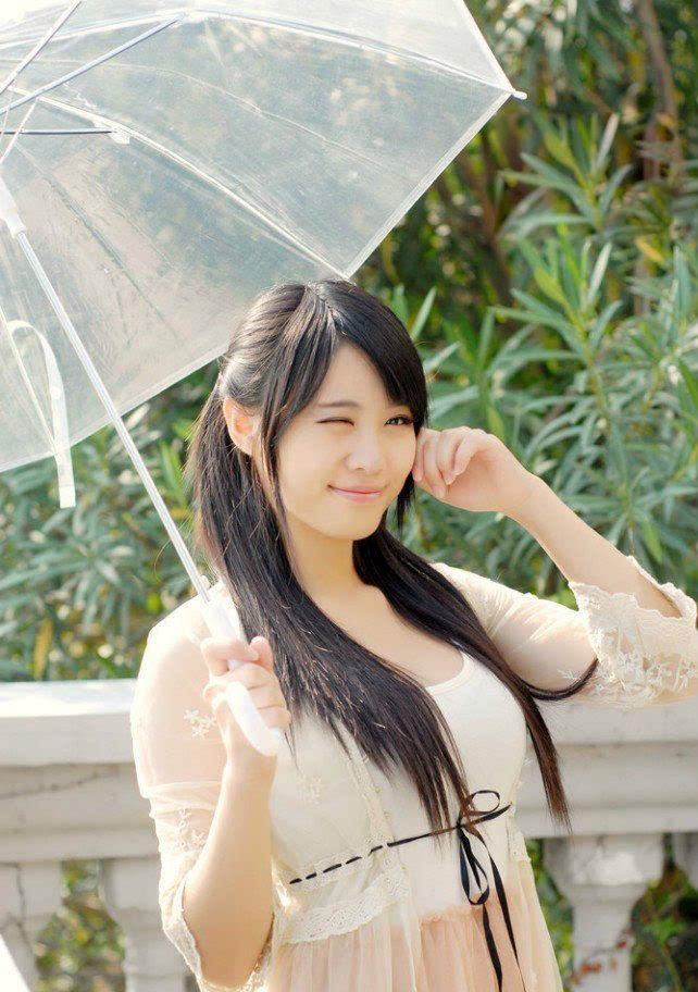 清纯柔美女孩甜美阳光俏皮写真
