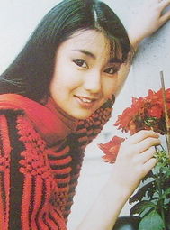 众女神青涩容颜曝光王菲张曼玉也土得掉渣