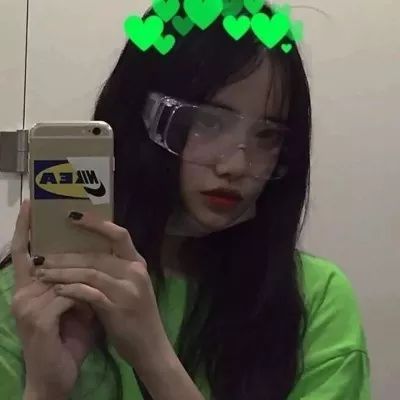 女生头像绿色系女头