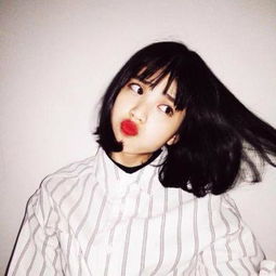 女王范短发头像美女霸气酷生活无趣没有动力很丧