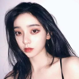 全网超火冷酷女生头像我最想去的地方,是你的心里