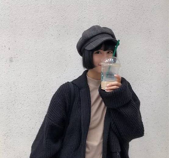 贝雷帽怎样搭配衣服好看借鉴这4种穿搭示范,甜美范十足