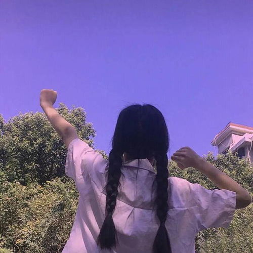 复读一年刚过本科线,孩子崩溃大哭家长虽然是民办,但也要供