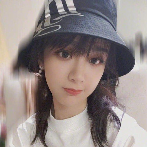 粉色头像女生唯美杨紫