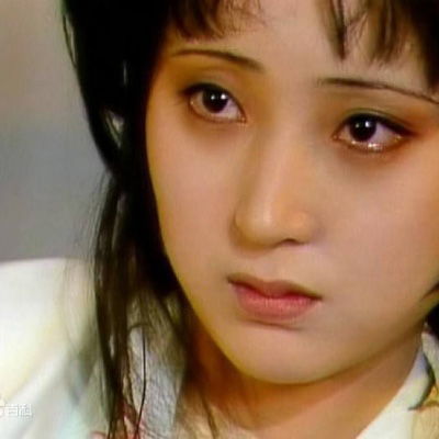 抑郁症女生头像真人学生版千次