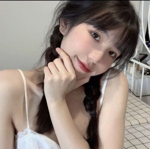 招桃花温柔小众真人女生头像304