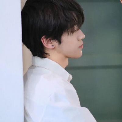 女生高颜值头像ins高级质感男生