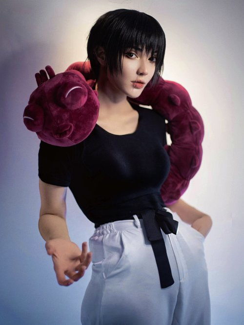 乌克兰小姐姐cosff7re爱丽丝清纯可爱美如画