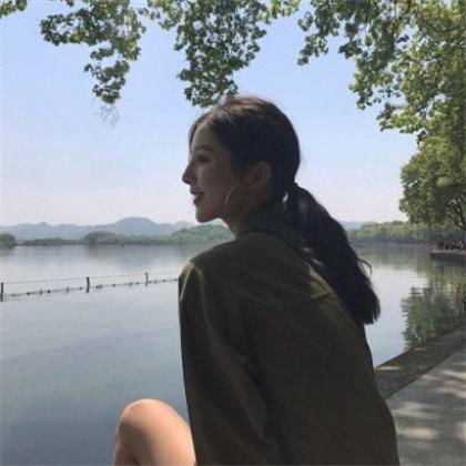 最漂亮的海边头像,迷人风景加上好看的美女