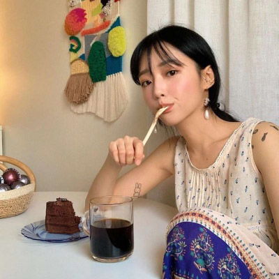 女人20岁仙女气质头像