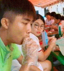 搞笑gif,,这什么沙雕图啊