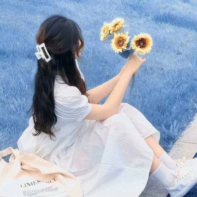 2023唯美背影女生头像