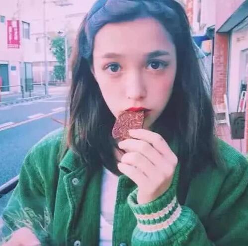 心理学十字添一笔,最先想到什么字测你在男人眼中的档次
