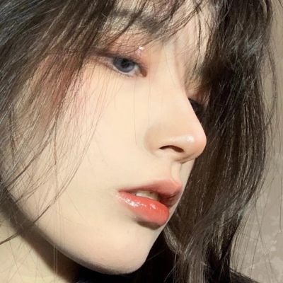 很优质的也很好看的美女微信头像我从来不相信一个人会忙到连信息都没空回