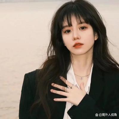二月后红鸾星动,桃花倍增,巨蟹座不再试探,直言爱意,柳暗花明