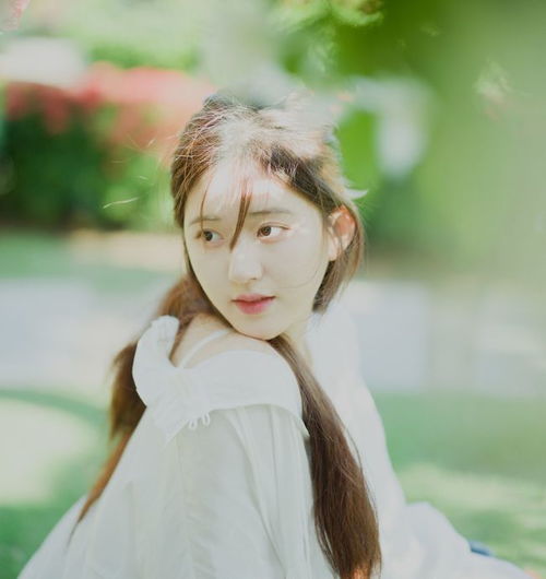 又被赵露思美到了晒海边写真春意盎然,23岁少女美得好过分