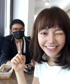 劲爆刘亦菲妈妈撞脸奶茶妹妹,陈红儿子撞脸吴亦凡,这基因简直要逆天了