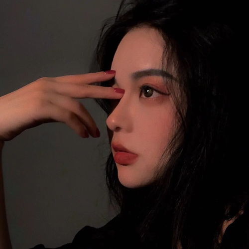 今晚要早睡把爱藏在晚安.
