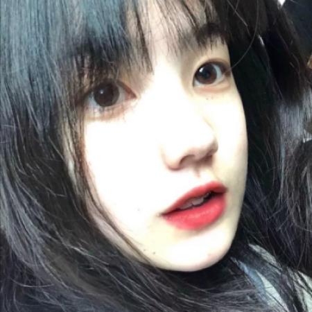 短头发女生头像,近照一个人很酷