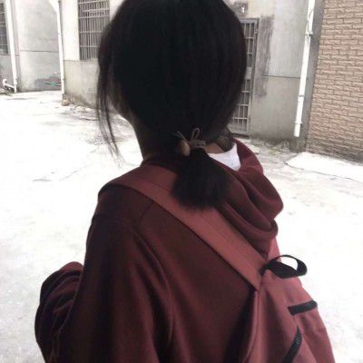 快去逗你喜欢的人开心吧
