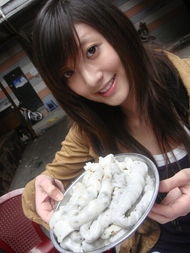 清纯美女爱美食吃货明星林逸欣